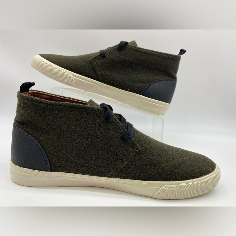 Old Navy Chukka Sneakers, Men's Size 12, Dark Olive Green, Felt Fabric